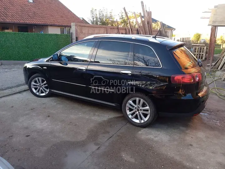 Fiat Croma 2009 photo 2