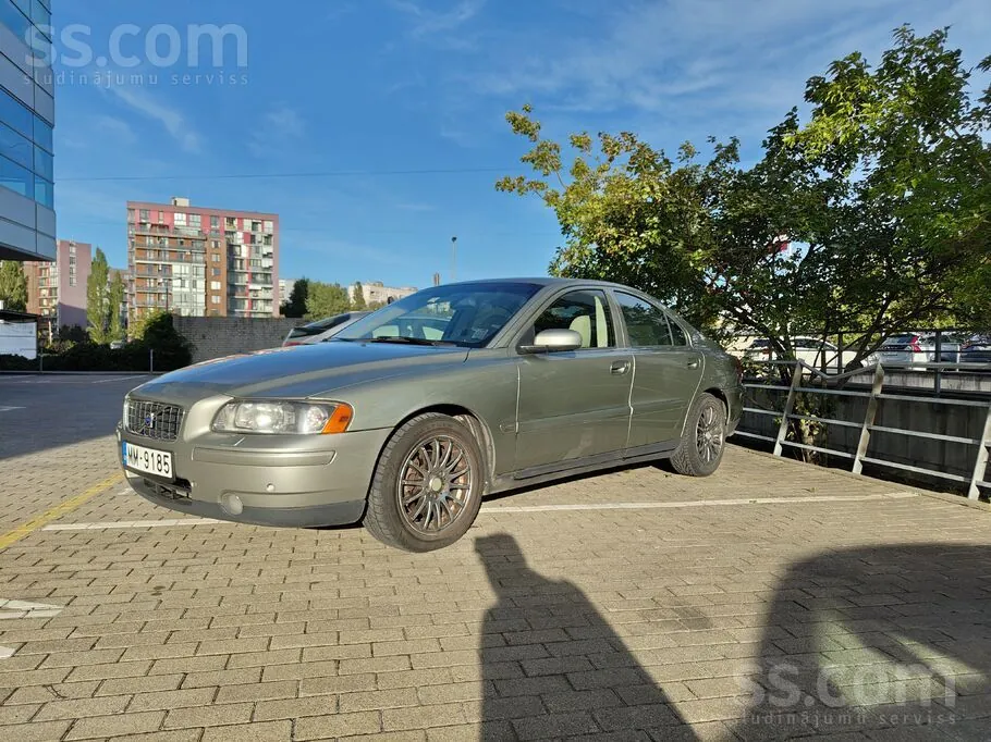 Volvo S60 2006 photo 2