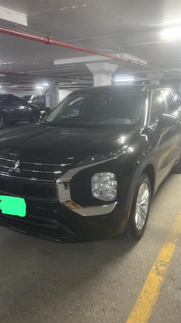 Mitsubishi Outlander 2024 photo 3