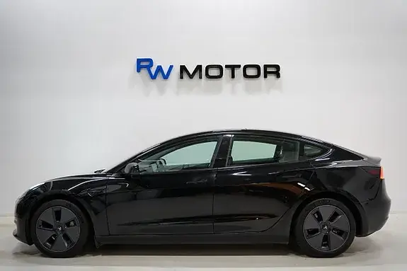 Tesla Model 3 2023 photo 5