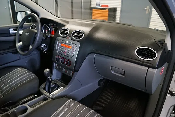 Ford Focus 2009 photo 5