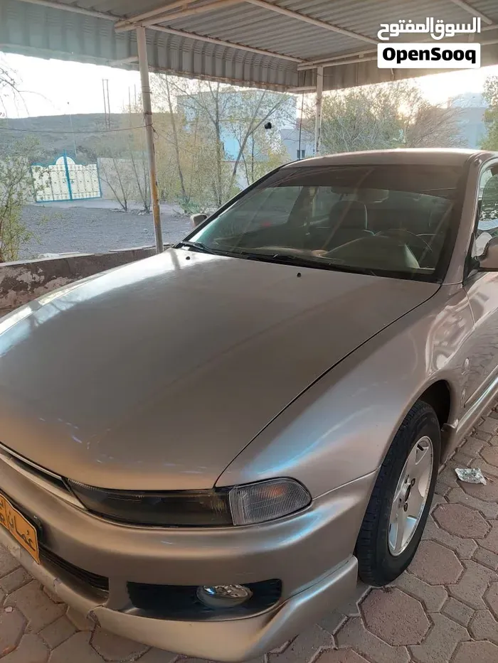 Mitsubishi Galant 2003 photo 2