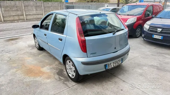 Fiat Punto 2001 photo 5