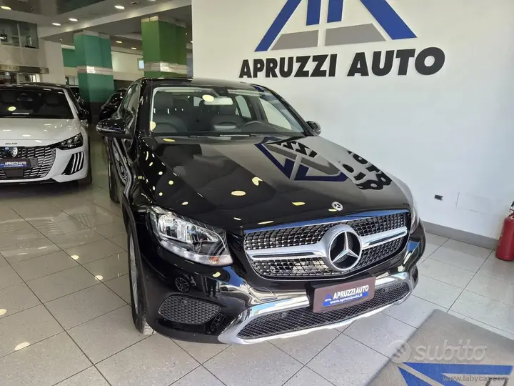 Mercedes-Benz Glc 2018 photo 2