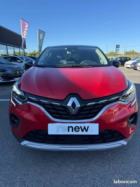 Renault Captur 2023 photo 2