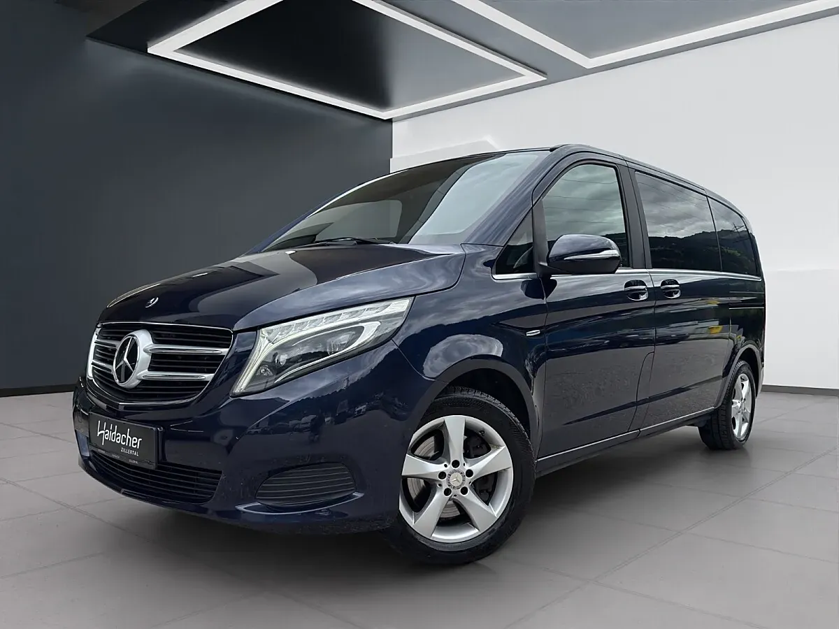 Mercedes-Benz V-Class 2016 photo 2
