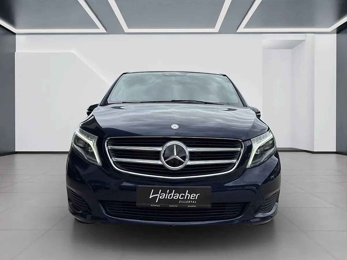 Mercedes-Benz V-Class 2016 photo 3