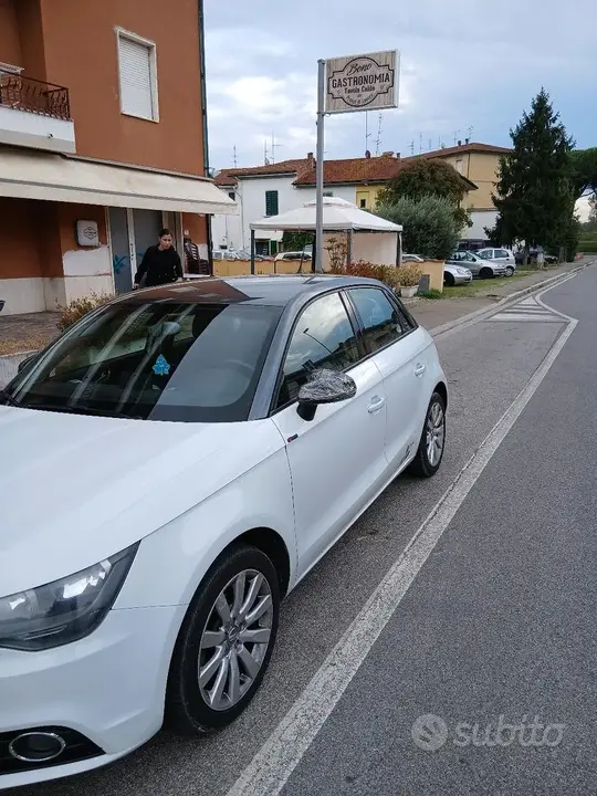 Audi A1 2012 photo 4