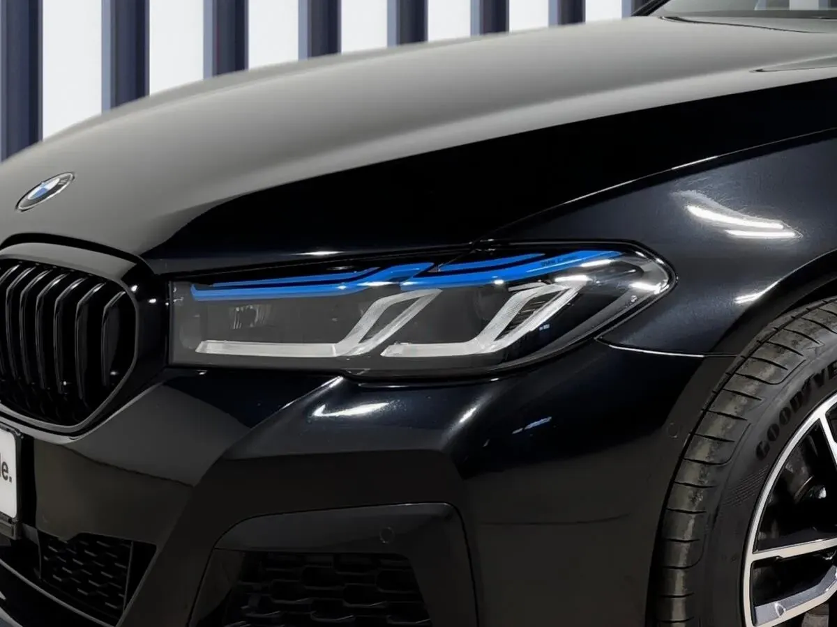 BMW 5 Series 2021 photo 3