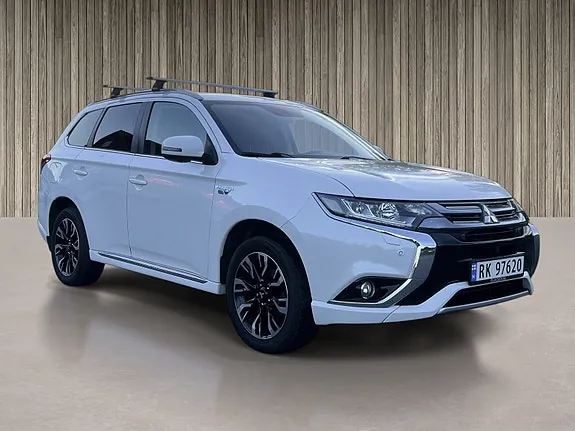 Mitsubishi Outlander 2016 photo 2