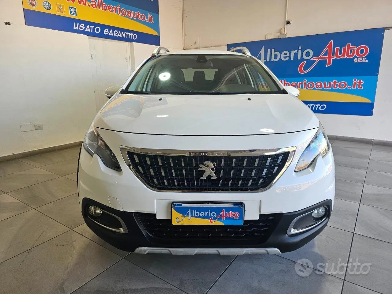 Peugeot 2008 2017 photo 2