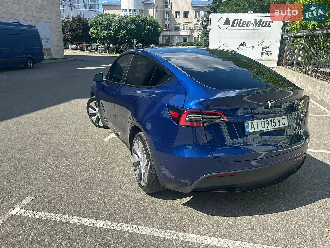 Tesla Model Y 2023 photo 3