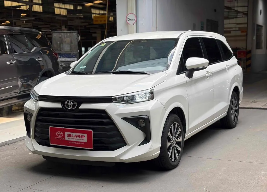 Toyota Avanza Premio