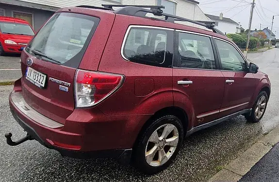 Subaru Forester 2011 photo 3