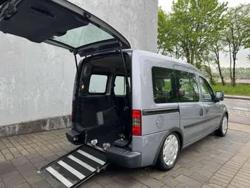 Opel Combo Tour