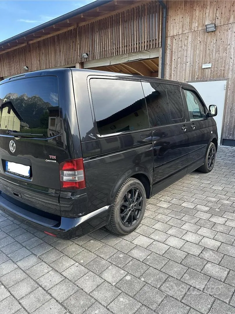 Volkswagen Multivan 2007 photo 2