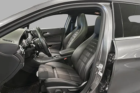 Mercedes-Benz Gla180 2018 photo 2