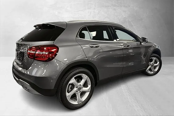 Mercedes-Benz Gla180 2018 photo 3