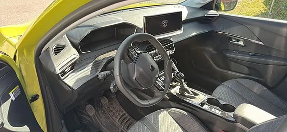 Peugeot 208 2025 photo 4