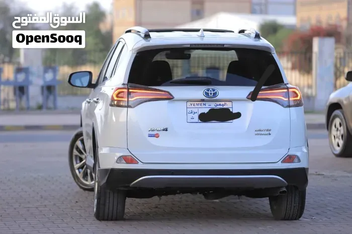 Toyota Rav4 2018 photo 2