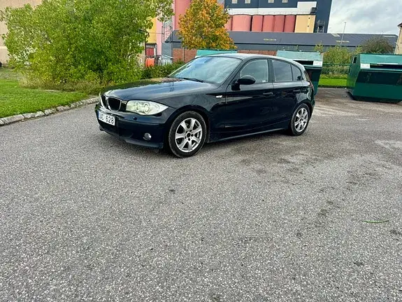 BMW 118D 2006 photo 3