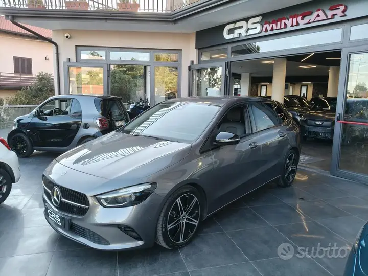 Mercedes-Benz B 180 2024 photo 3