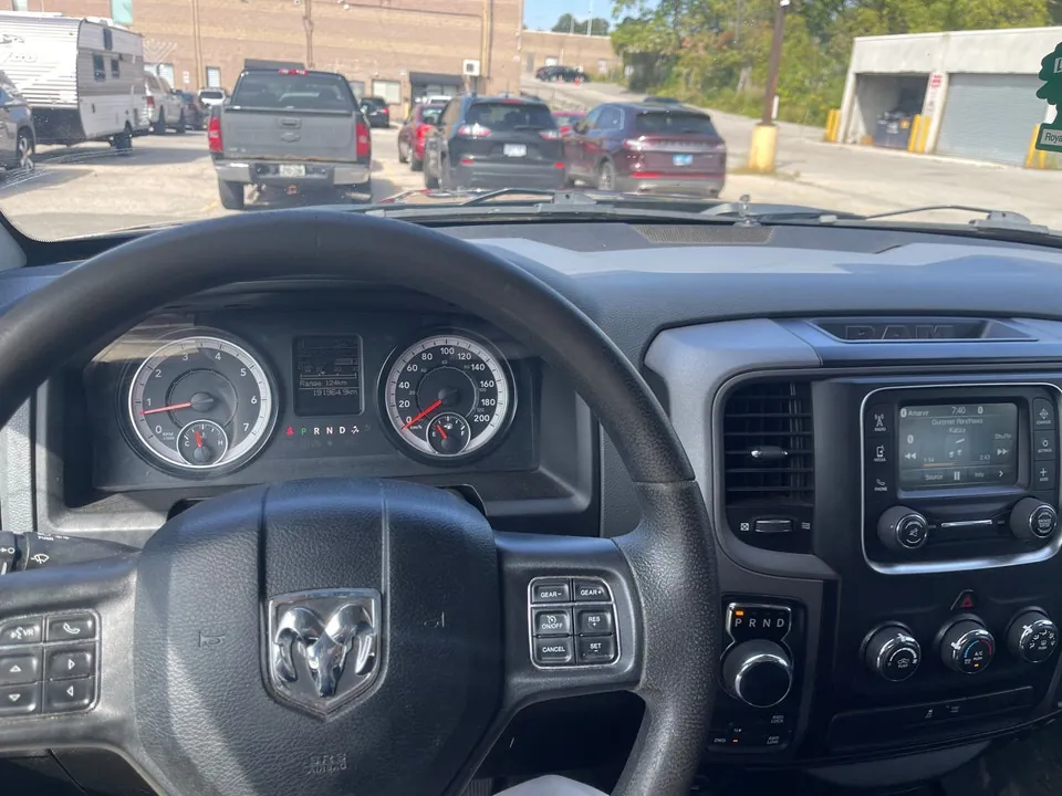 Ram 1500 Classic Tradesman 2019 photo 2
