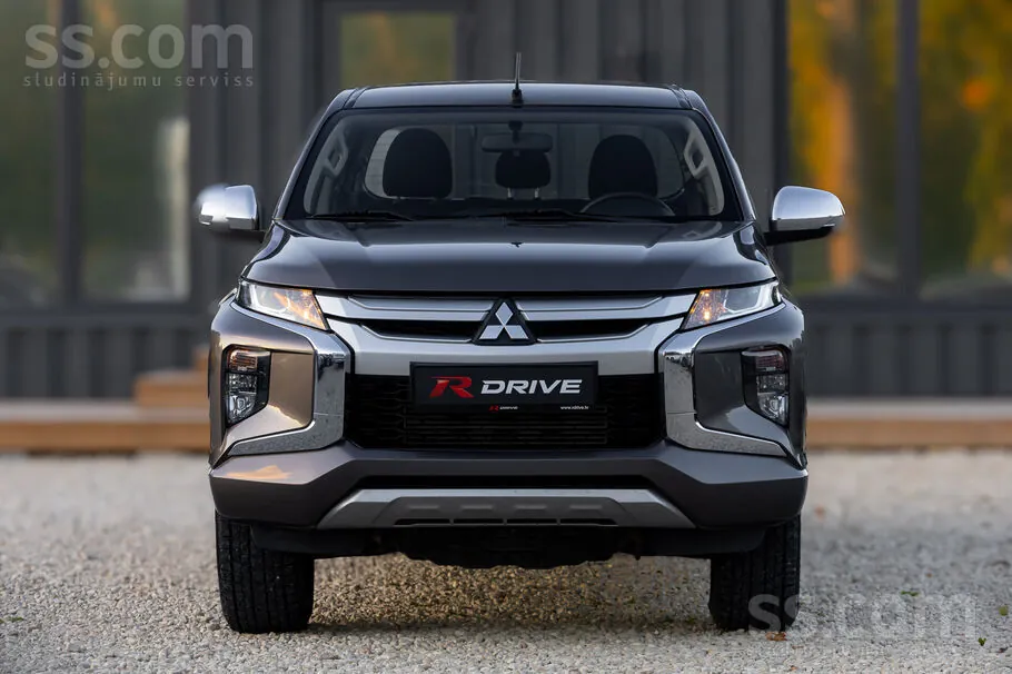 Mitsubishi L200 2021 photo 3