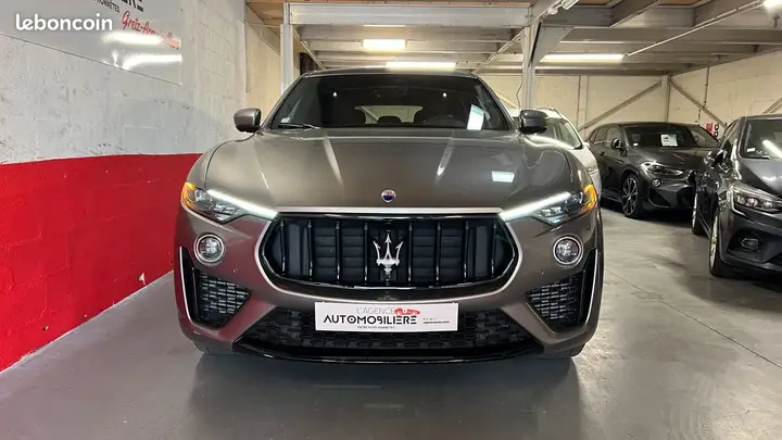Maserati Levante 2021 photo 2