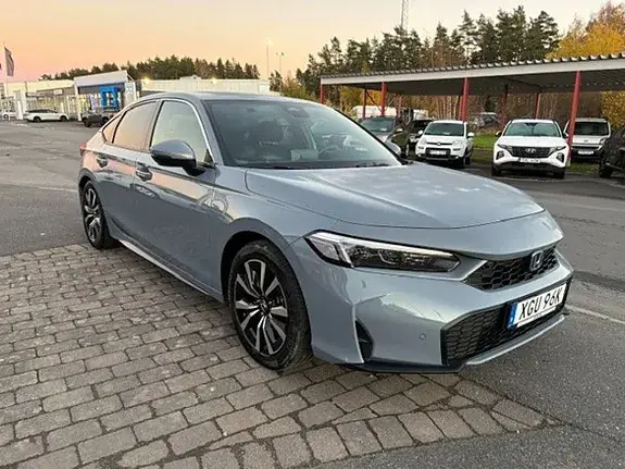 Honda Civic 2025 photo 2