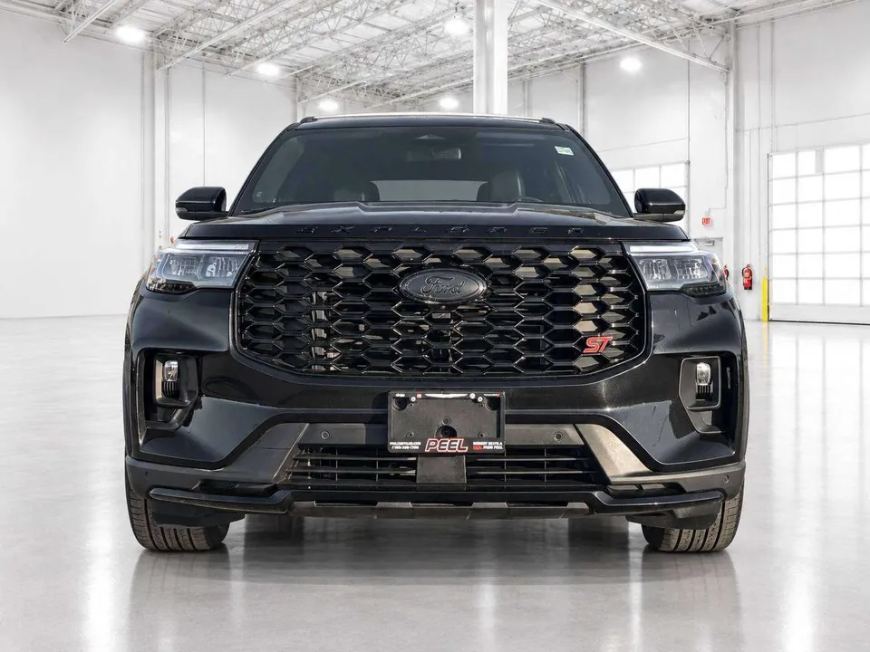 Ford Explorer 2025 photo 3