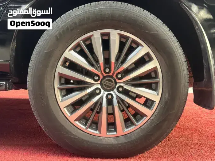Nissan Patrol 2013 photo 2