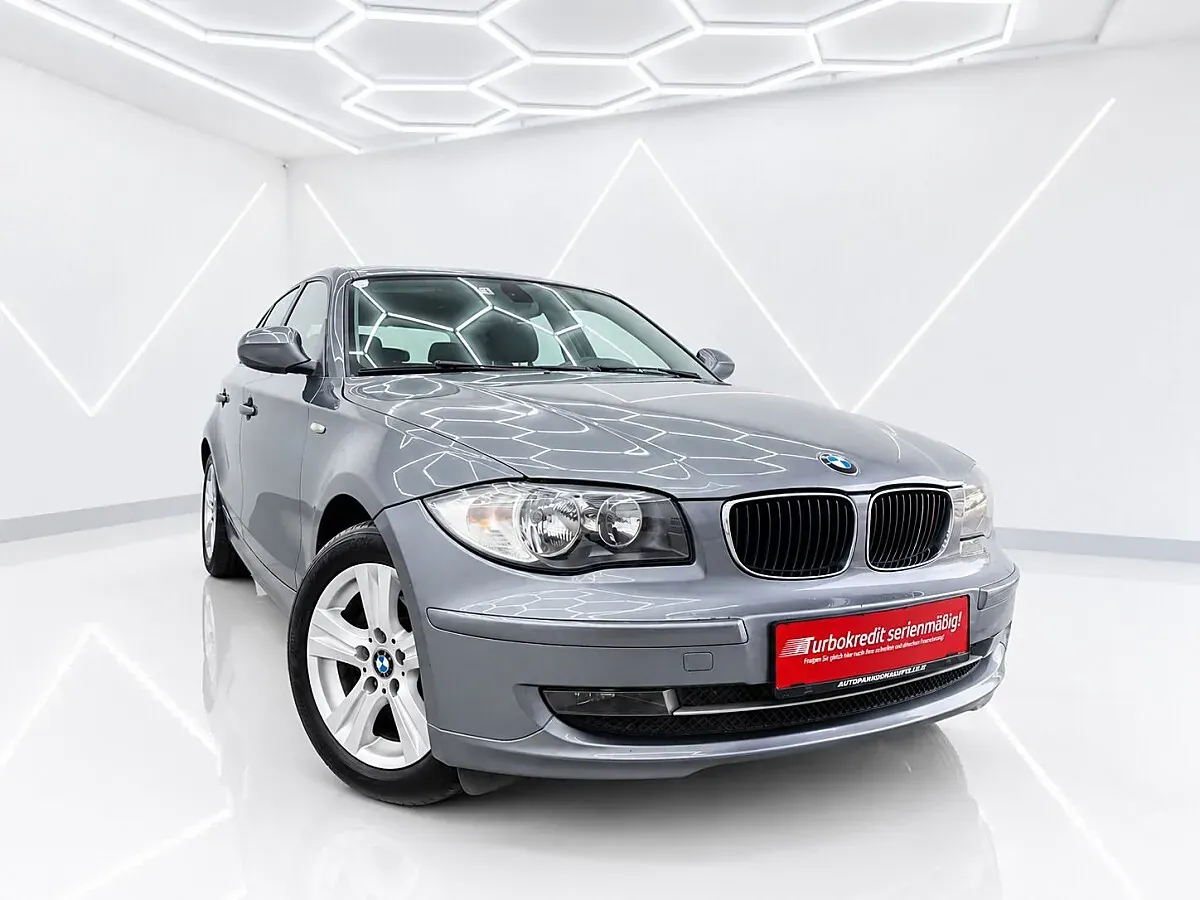 BMW 1 Series 2011 photo 3
