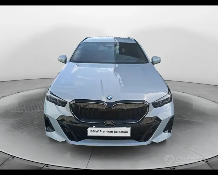BMW 520D 2025 photo 3