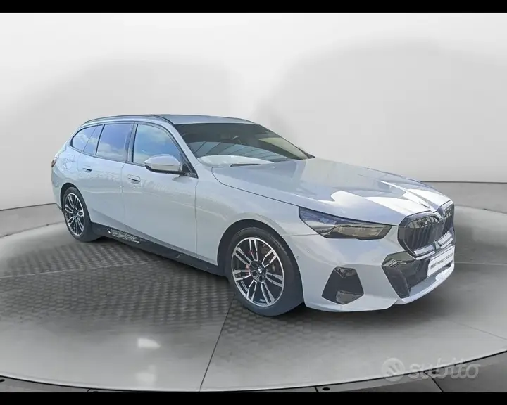 BMW 520D 2025 photo 4