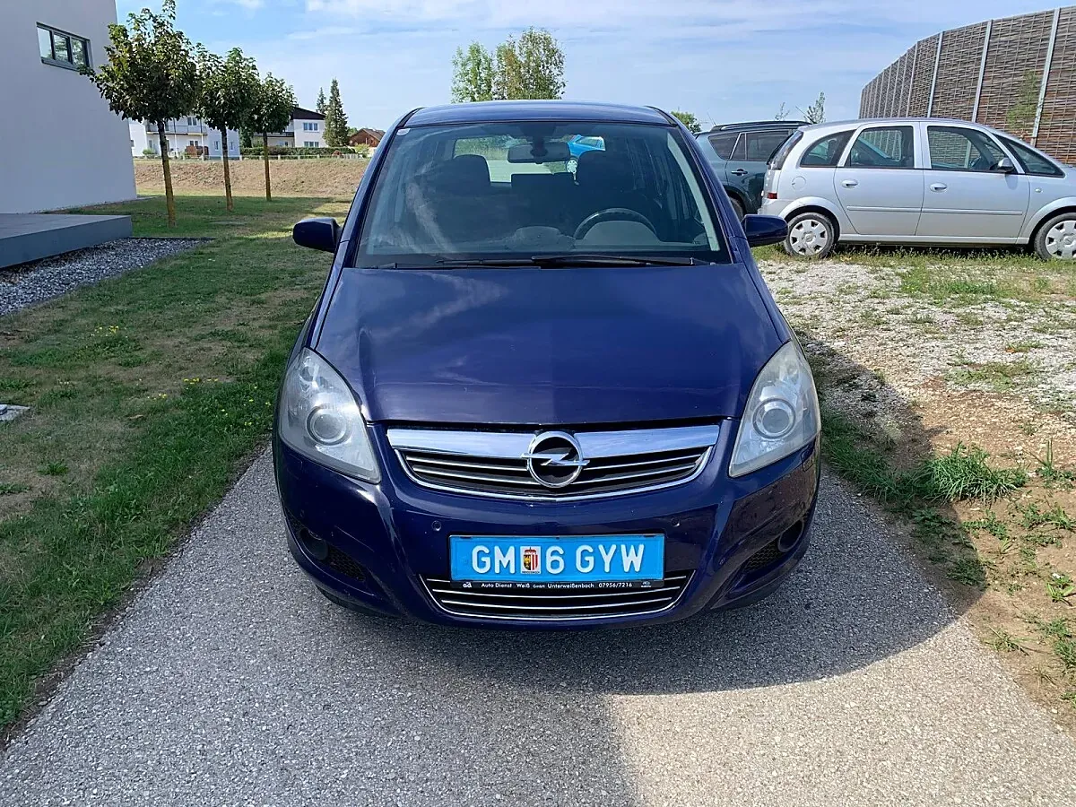 Opel Zafira 2008 photo 2