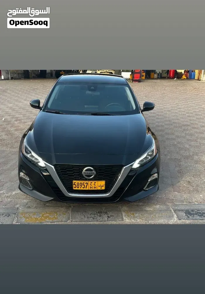 Nissan Altima 2022 photo 2