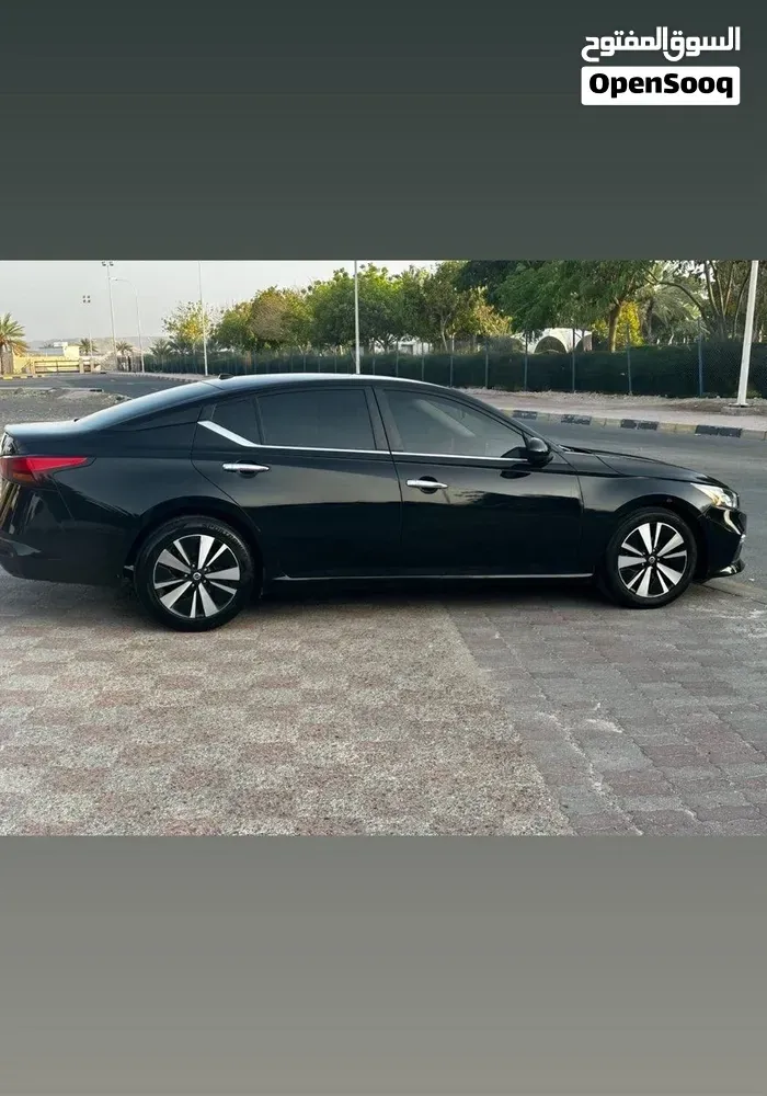 Nissan Altima 2022 photo 3