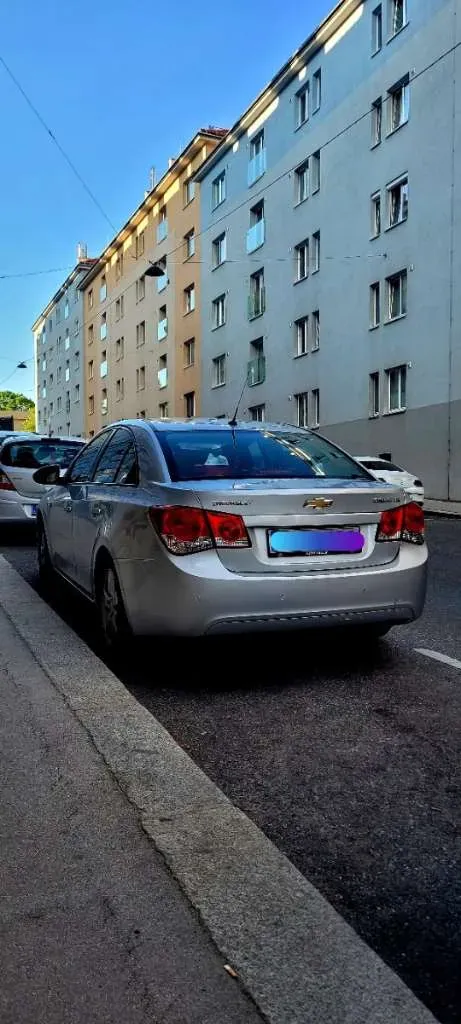 Chevrolet Cruze 2012 photo 3