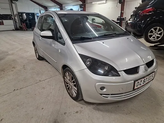Mitsubishi Colt 2008 photo 2
