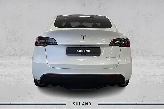 Tesla Model Y 2023 photo 4
