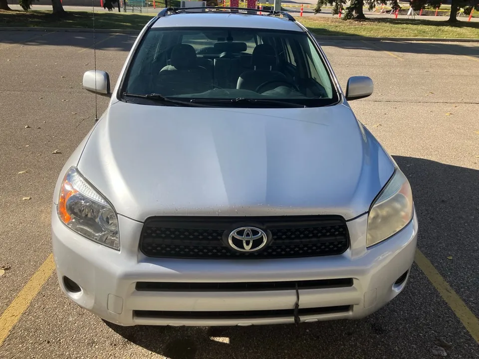 Toyota Rav4 2008 photo 2