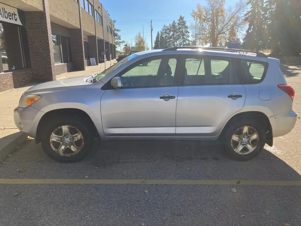 Toyota Rav4 2008 photo 3