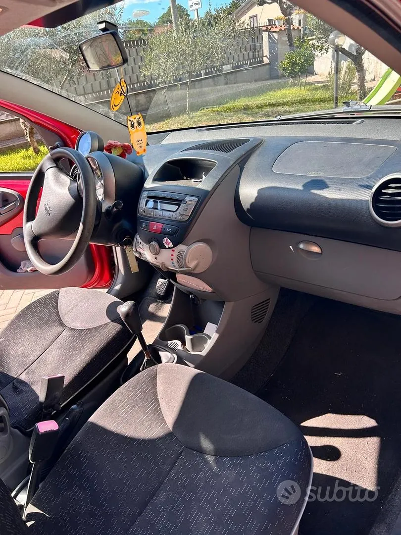 Peugeot 107 2009 photo 2