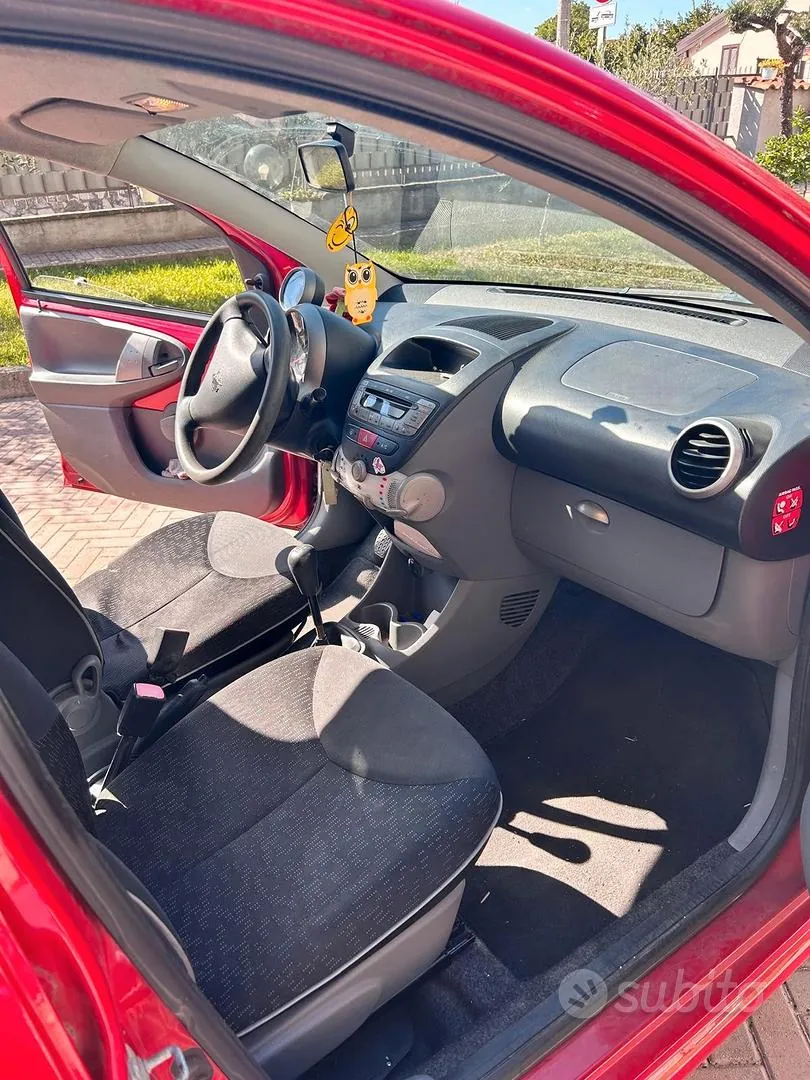 Peugeot 107 2009 photo 5
