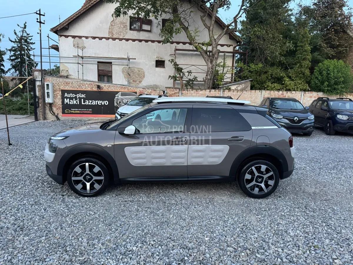 Citroen C4 Cactus 2014 photo 2