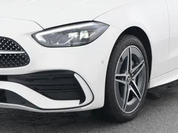 Mercedes-Benz C-Class 2024 photo 3