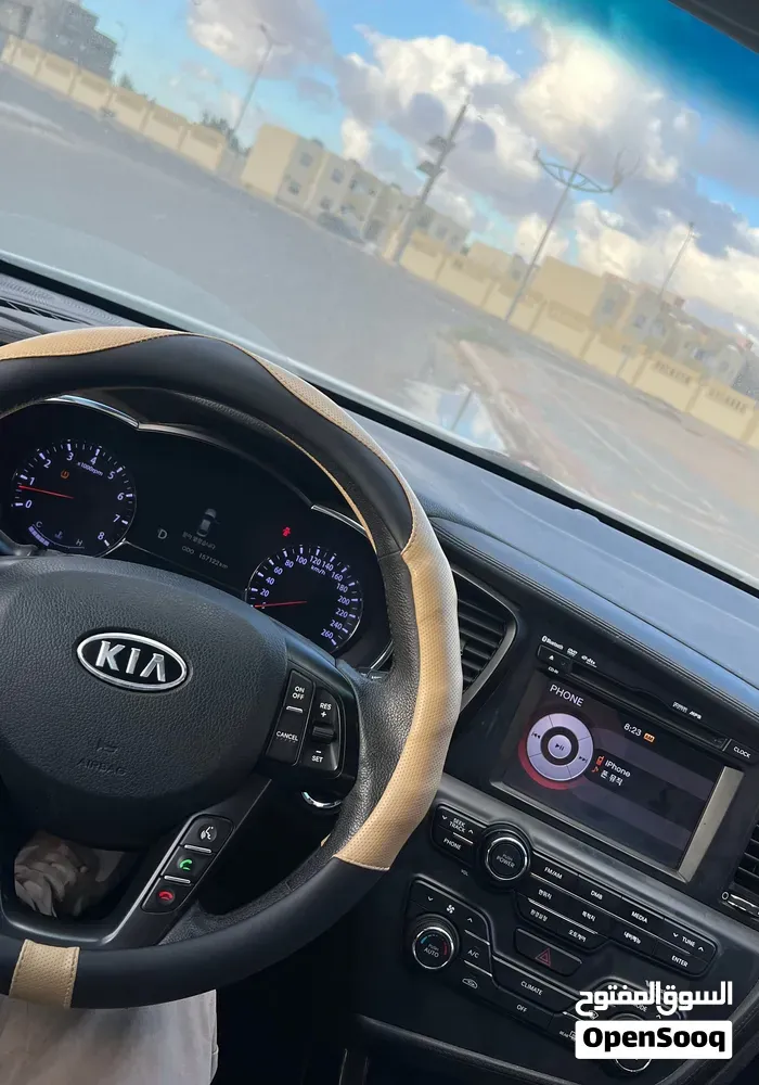 Kia K5 2011 photo 3