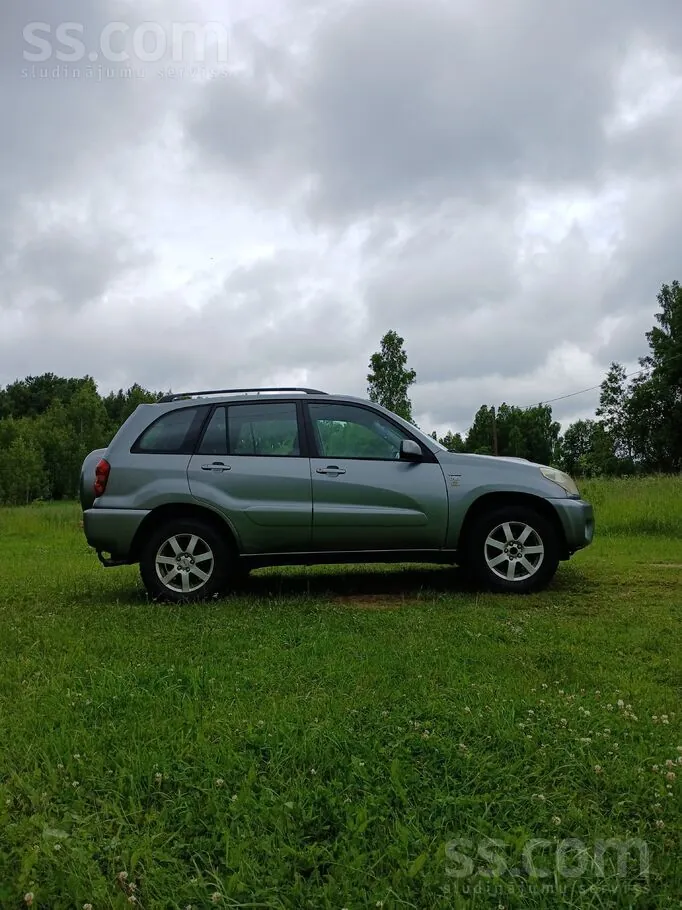 Toyota Rav4 2005 photo 4