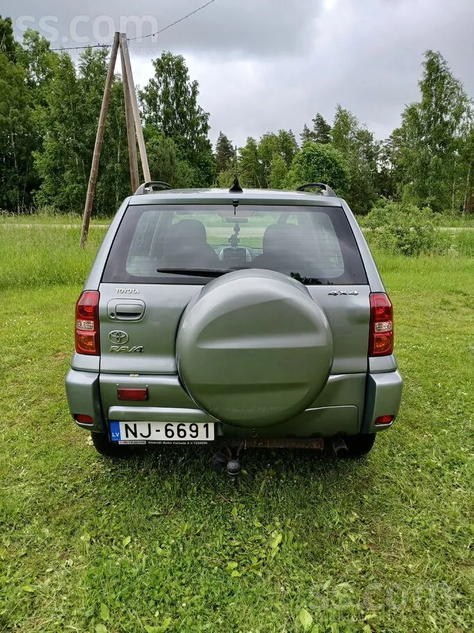 Toyota Rav4 2005 photo 2